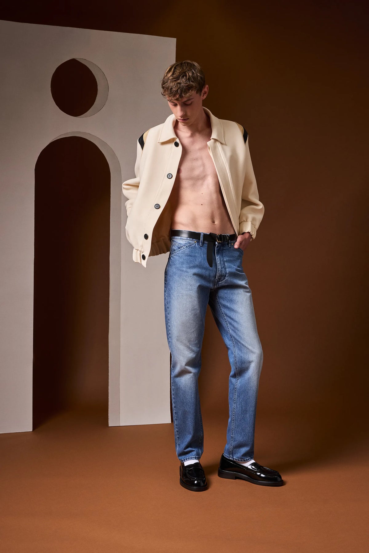 LOOK 12