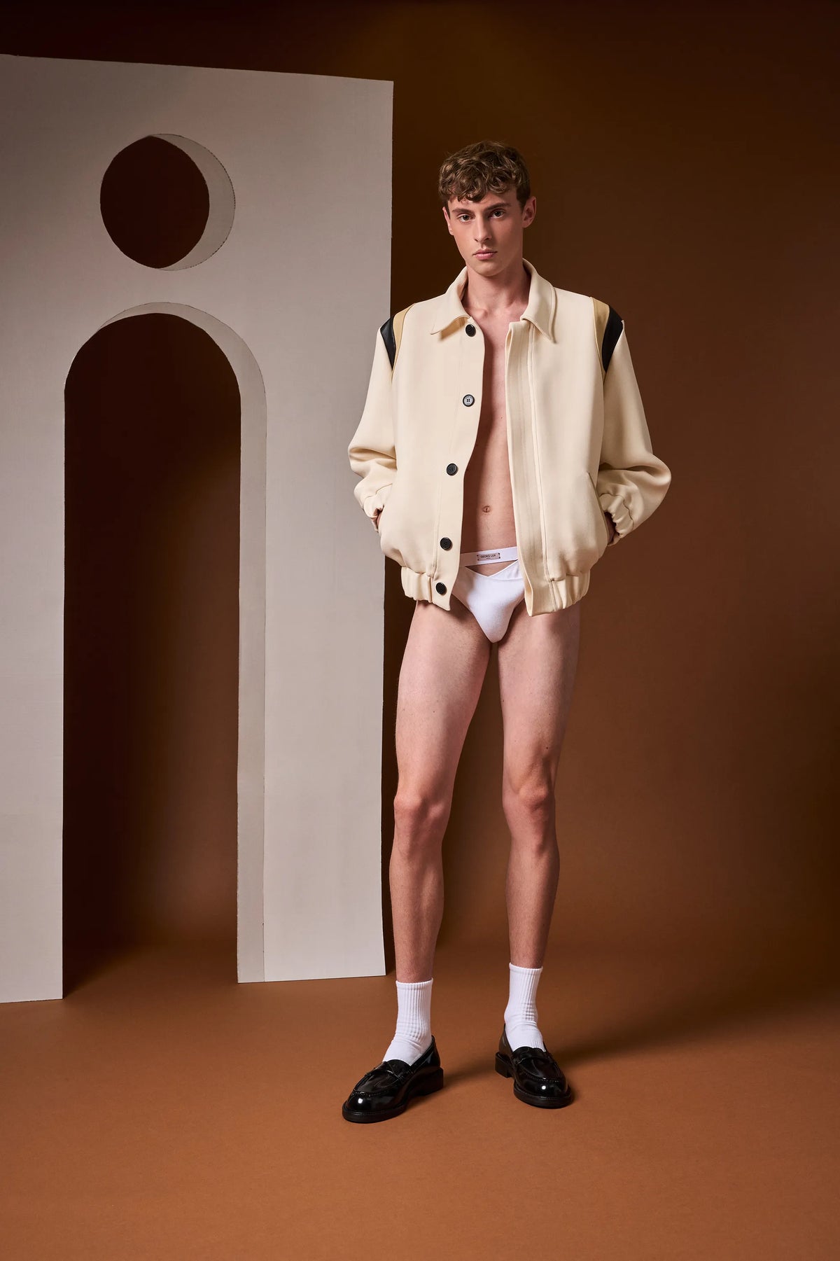 LOOK 17